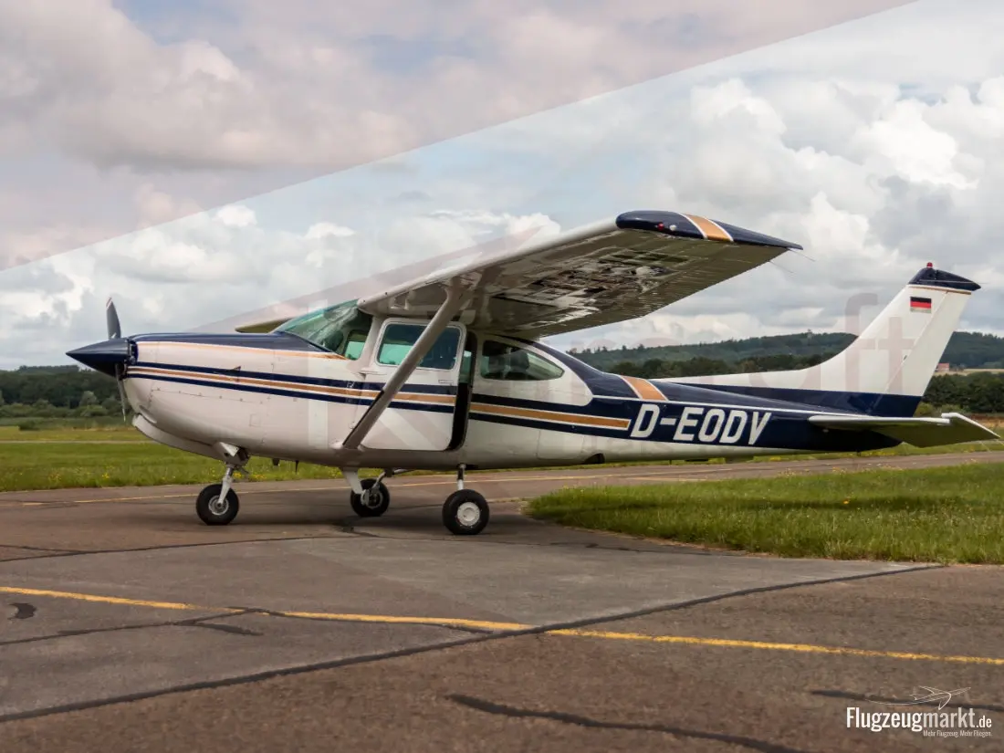 Cessna FR182RG Skylane